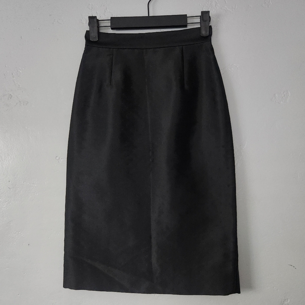 Valentino Roma Italian Wool Silk Blend Black Satin Knee Length Pencil Skirt 38/2